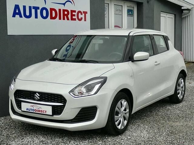 Wit Gebruikt 2020 Suzuki Swift GL Sedan | € 12.990 - Afbeelding 1/4