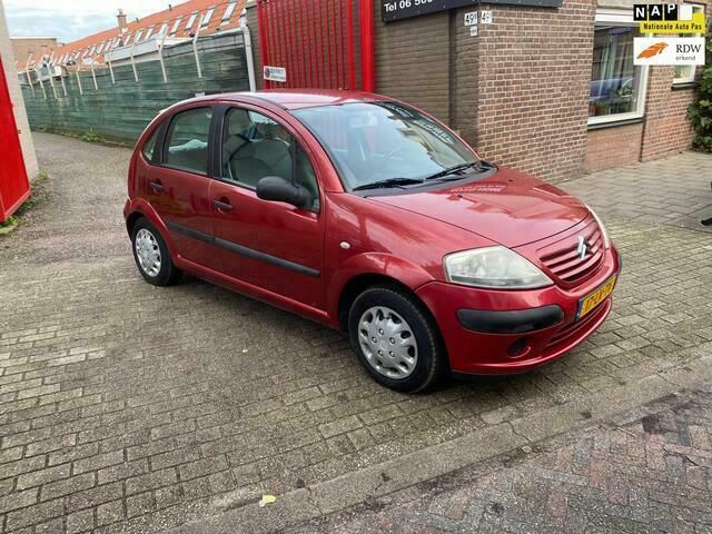 Rood Gebruikt 2003 Citroën C3 Prestige Hatchback | € 1.950 (Eerlijke prijs) - Afbeelding 1/4