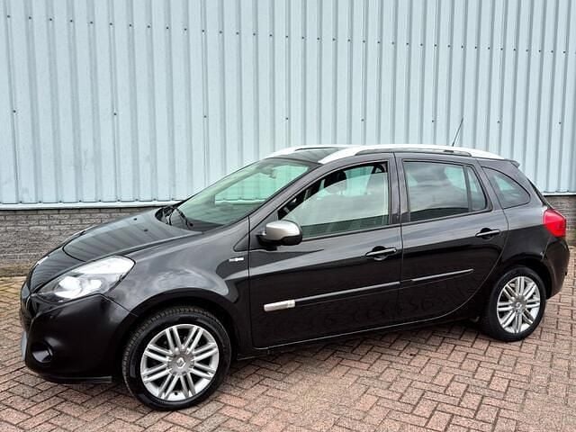 Zwart, metallic lak Gebruikt 2011 Renault Clio GrandTour Stationwagen | € 5.495 (Eerlijke prijs) - Afbeelding 1/4