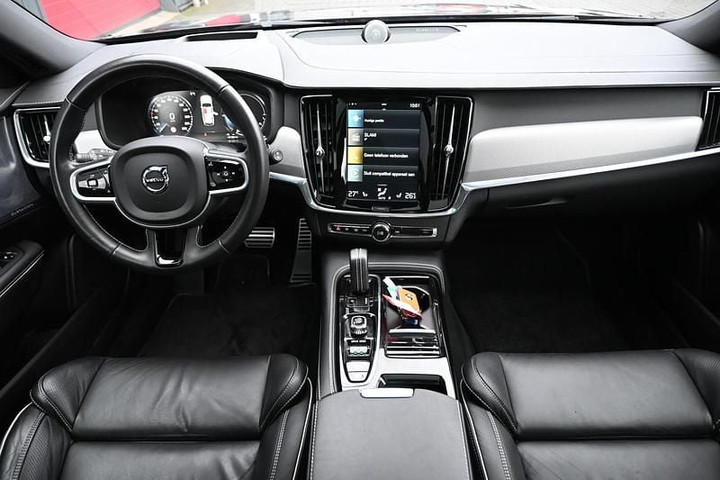 Occasion Volvo V90 R-Design 2025 Zwart Stationwagen