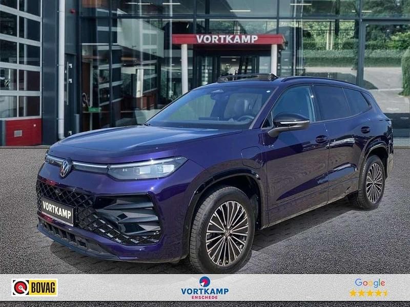 Paars Gebruikt 2025 VW Tayron R-line SUV | € 64.950 (Eerlijke prijs) - Afbeelding 1/4
