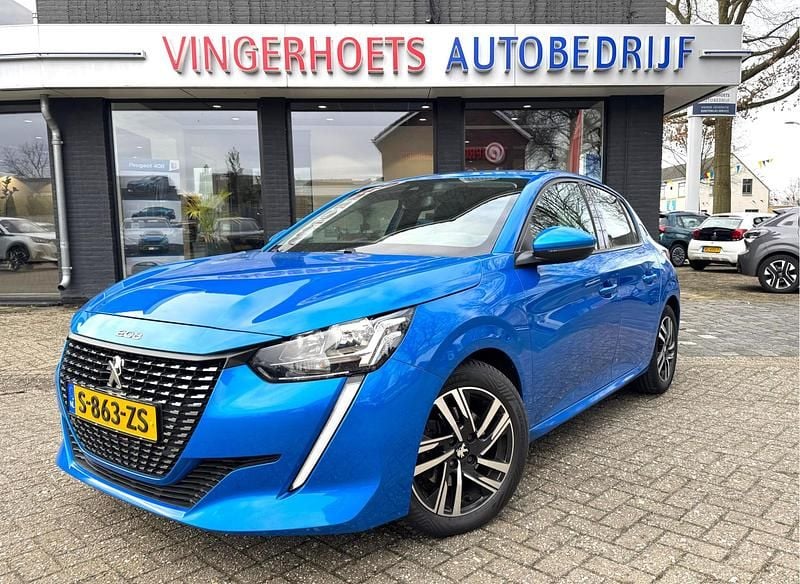 Occasion Peugeot 208 Allure 100 PK (73 kW) 2023 Blauw Hatchback