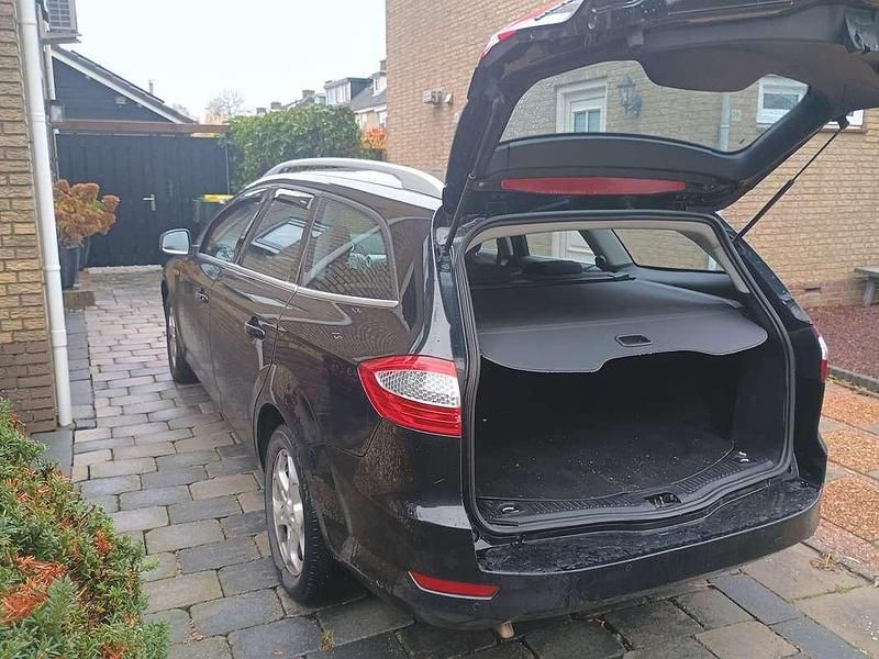 Occasion Ford Mondeo Limited 145 PK (106 kW) 2009 Zwart Stationwagen