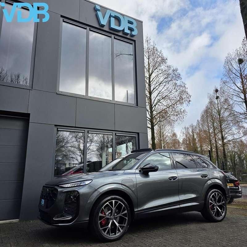 Occasion Audi Q3 S-Line 272 PK (200 kW) 2025 Grijs SUV