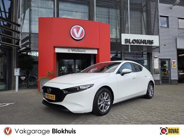 Wit Gebruikt 2021 Mazda 3 Hatchback | € 20.945 (Eerlijke prijs) - Afbeelding 1/4