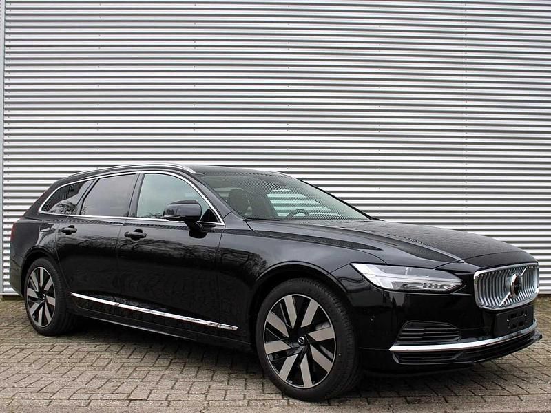 Occasion Volvo V90 Core 349 PK (256 kW) 2024 Zwart Stationwagen