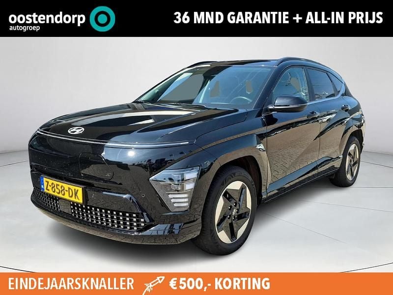 Zwart Gebruikt 2024 Hyundai Kona Comfort SUV | € 31.835 - Afbeelding 1/4