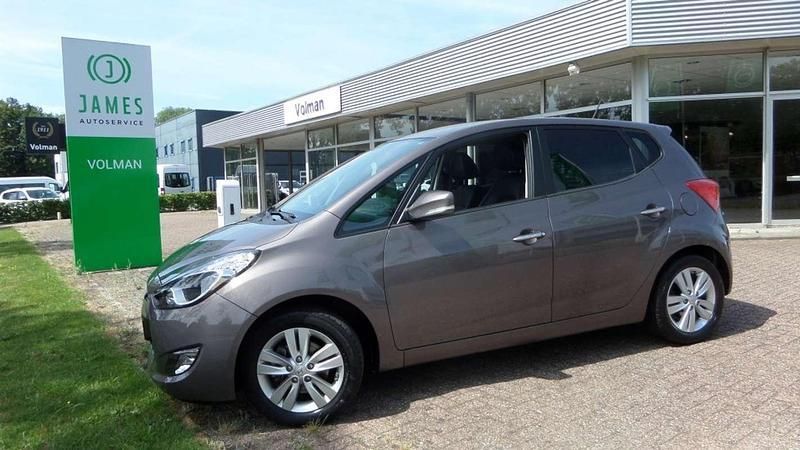 Bruin Gebruikt 2014 Hyundai ix20 MPV | € 9.950 (Eerlijke prijs) - Afbeelding 1/4