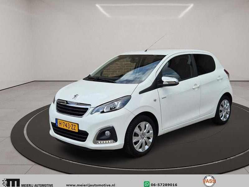 Wit Gebruikt 2020 Peugeot 108 Style Hatchback | € 7.990 (Goede deal) - Afbeelding 1/4