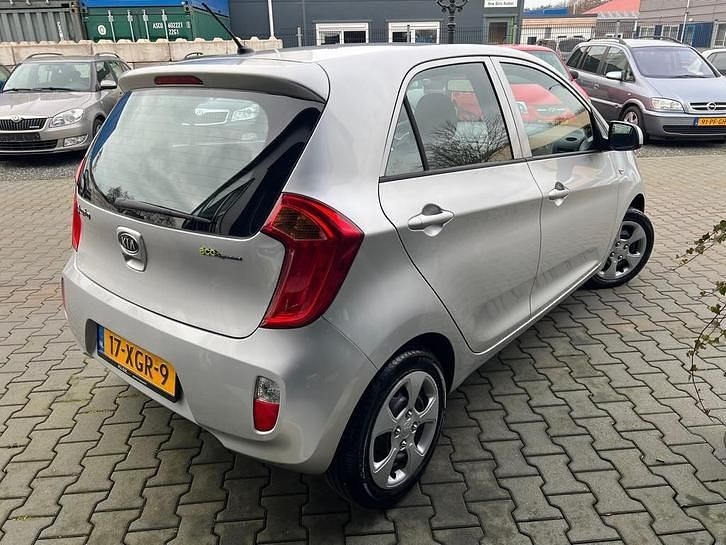 Occasion Kia Picanto Comfort 86 PK (63 kW) 2012 Grijs (metallic) Hatchback