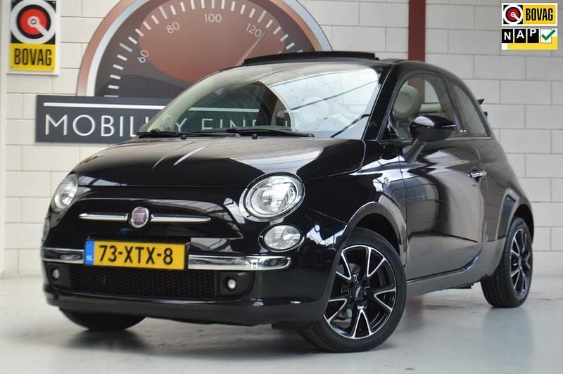 Zwart Gebruikt 2012 Fiat 500C Lounge Cabriolet | € 3.880 (Eerlijke prijs) - Afbeelding 1/4
