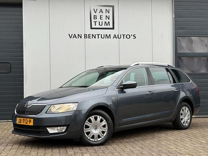Occasion 2016 Skoda Octavia Hatchback | € 6.400 (Eerlijke prijs) - Afbeelding 1/4