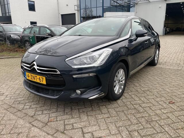 Grijs Gebruikt 2015 Citroën DS5 Business Class Hatchback | € 6.950 (Eerlijke prijs) - Afbeelding 1/4