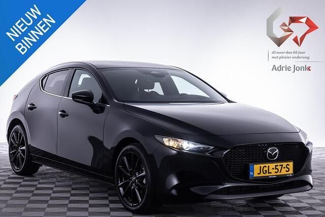 Zwart Nieuw 2025 Mazda 3 Nagisa Hatchback | € 34.939 (Goede deal) - Afbeelding 1/4
