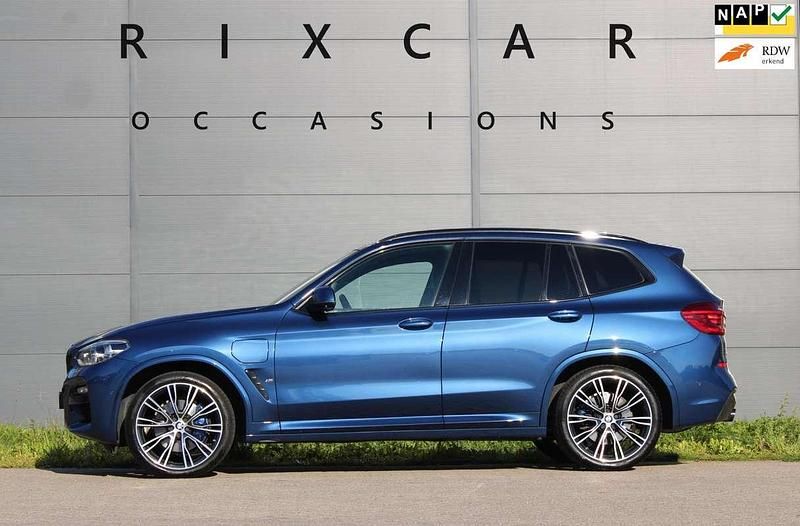 Blauw Gebruikt 2021 BMW X3 Executive SUV | € 33.940 (Goede deal) - Afbeelding 1/4