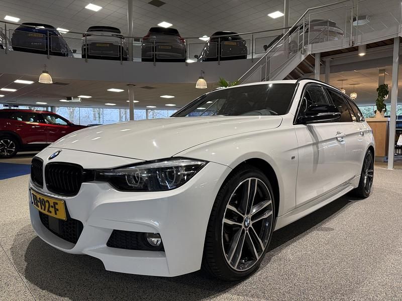 Occasion BMW 320 M Sport 184 PK (135 kW) 2018 Wit Stationwagen