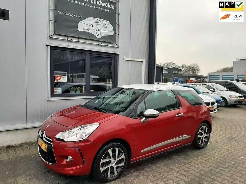 Rood Occasion 2011 Citroën DS3 So Chic Hatchback | € 2.949 (Goede deal) - Afbeelding 1/4