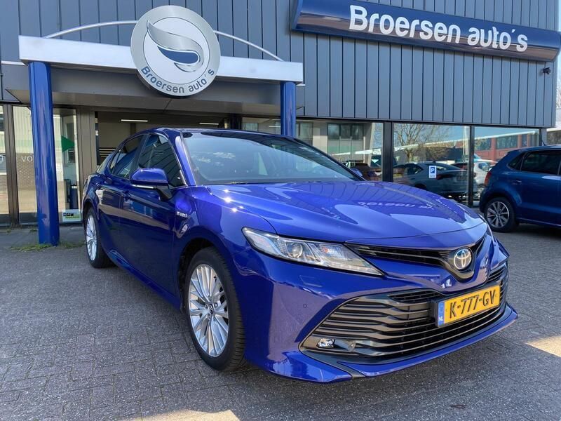 Blauw Gebruikt 2019 Toyota Camry Sedan | € 27.745 (Eerlijke prijs) - Afbeelding 1/4