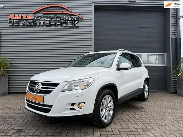 Wit Gebruikt 2010 VW Tiguan Sport SUV | € 7.499 (Eerlijke prijs) - Afbeelding 1/4