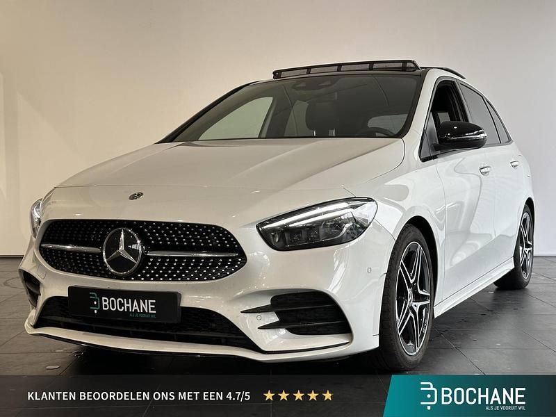 Wit Gebruikt 2020 Mercedes B180 Business MPV | € 27.745 (Eerlijke prijs) - Afbeelding 1/4