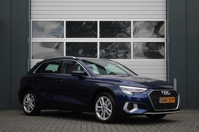 Blauw Gebruikt 2020 Audi A3 Sportback Business Hatchback | € 21.950 (Eerlijke prijs) - Afbeelding 1/4