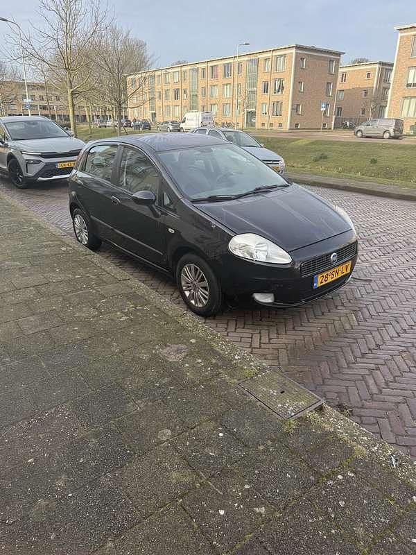 Occasion Fiat Punto 77 PK (56 kW) 2006 Zwart Hatchback