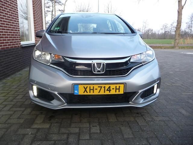 Occasion Honda Jazz Comfort 102 PK (75 kW) 2019 Grijs (metallic) Hatchback
