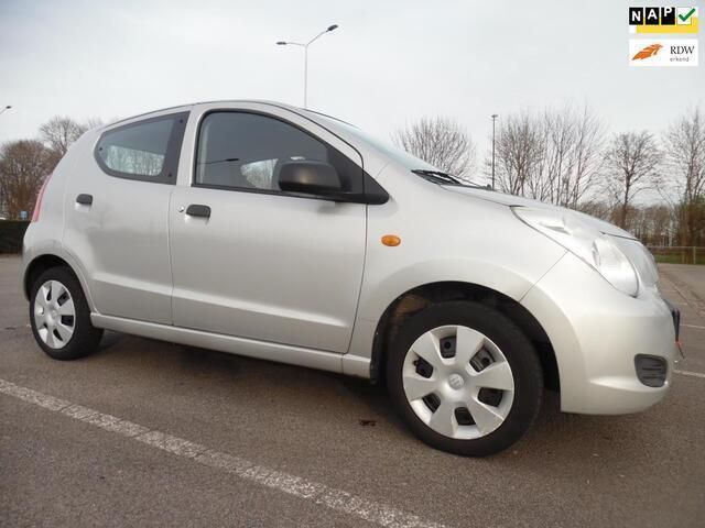Grijs Gebruikt 2011 Suzuki Alto Comfort+ Hatchback | € 2.450 (Eerlijke prijs) - Afbeelding 1/4