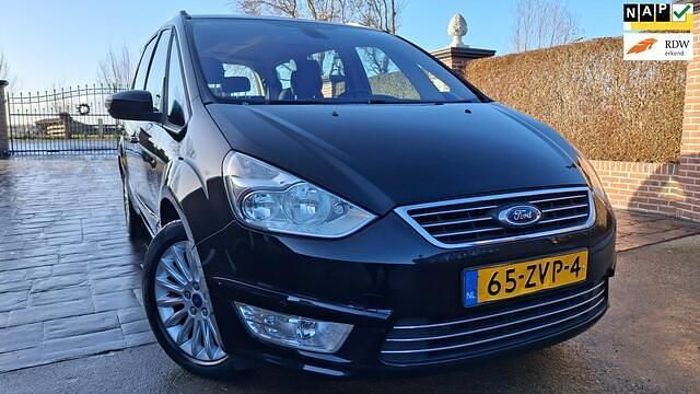 Zwart (metallic) Gebruikt 2013 Ford Galaxy Titanium MPV | € 6.950 (Eerlijke prijs) - Afbeelding 1/4