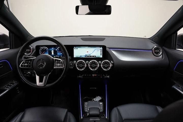 Occasion Mercedes EQA250 Luxury 215 kW (293 PK) 2021 Grijs SUV