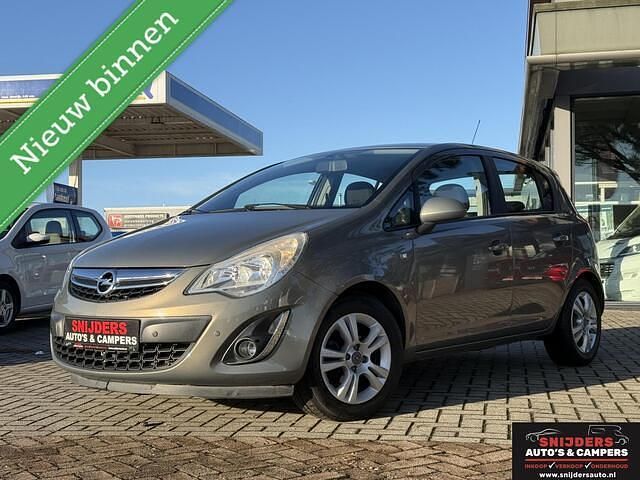 Grijs Occasion 2011 Opel Corsa Selection Hatchback | € 5.950 (Eerlijke prijs) - Afbeelding 1/4