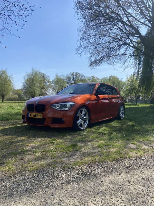 Gebruikt 2013 BMW 118 Sport Line Hatchback | € 11.750 (Eerlijke prijs) - Afbeelding 1/4