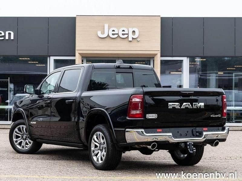 Occasion Dodge Ram 401 PK (294 kW) 2024 Zwart Pickup