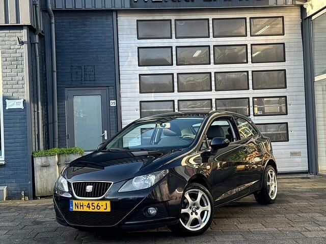 Zwart Occasion 2009 Seat Ibiza Reference Hatchback | € 3.495 (Eerlijke prijs) - Afbeelding 1/4