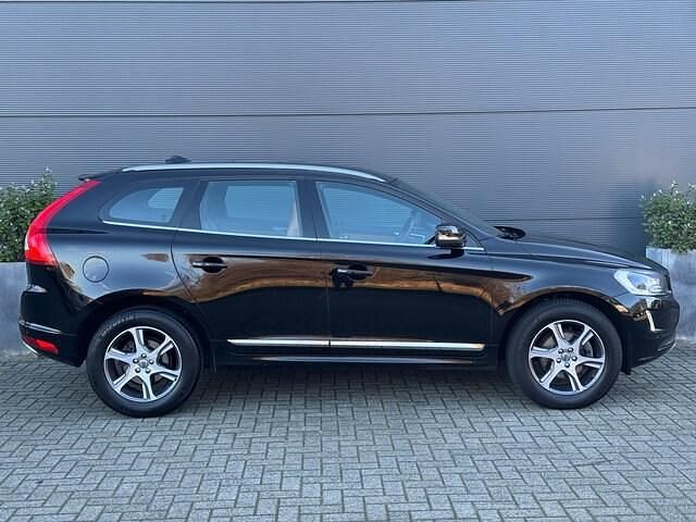 Occasion Volvo XC60 Summum 245 PK (180 kW) 2016 Zwart SUV