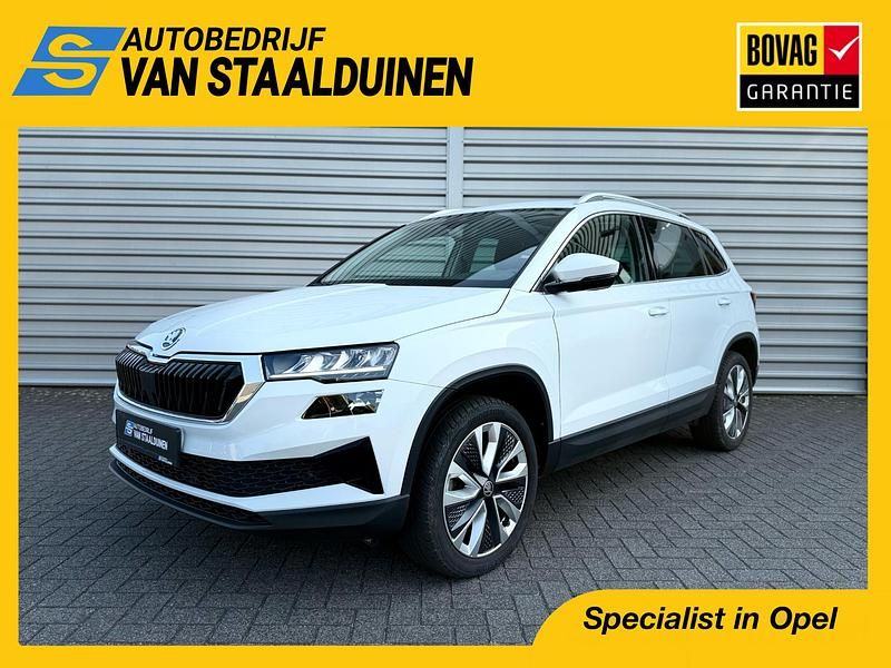 Wit Gebruikt 2024 Skoda Karoq Business Line SUV | € 37.150 (Goede deal) - Afbeelding 1/4