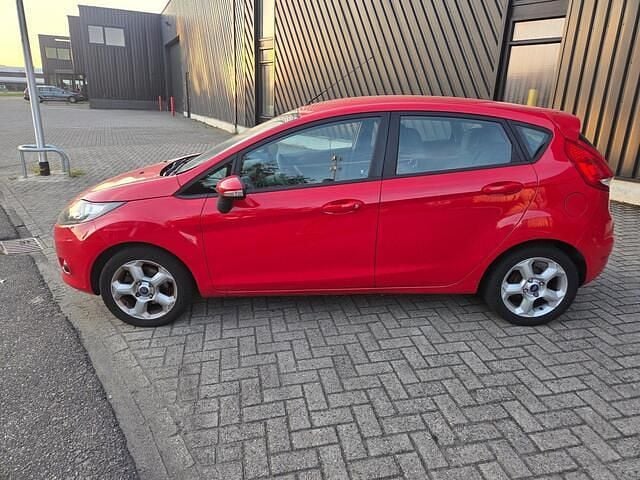 Occasion Ford Fiesta Trend 82 PK (60 kW) 2011 Rood Hatchback