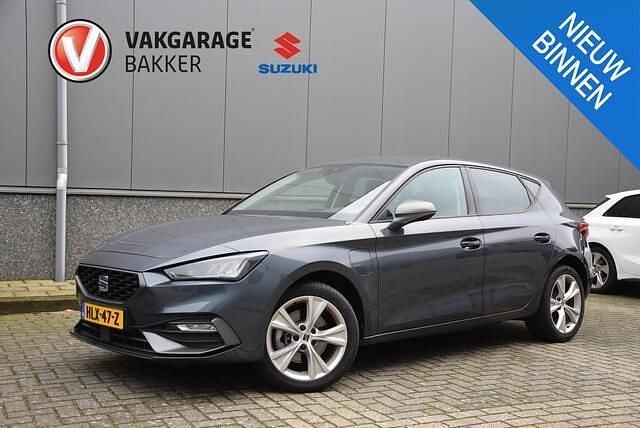 Grijs Gebruikt 2022 Seat Leon FR Stationwagen | € 23.950 (Super prijs) - Afbeelding 1/4