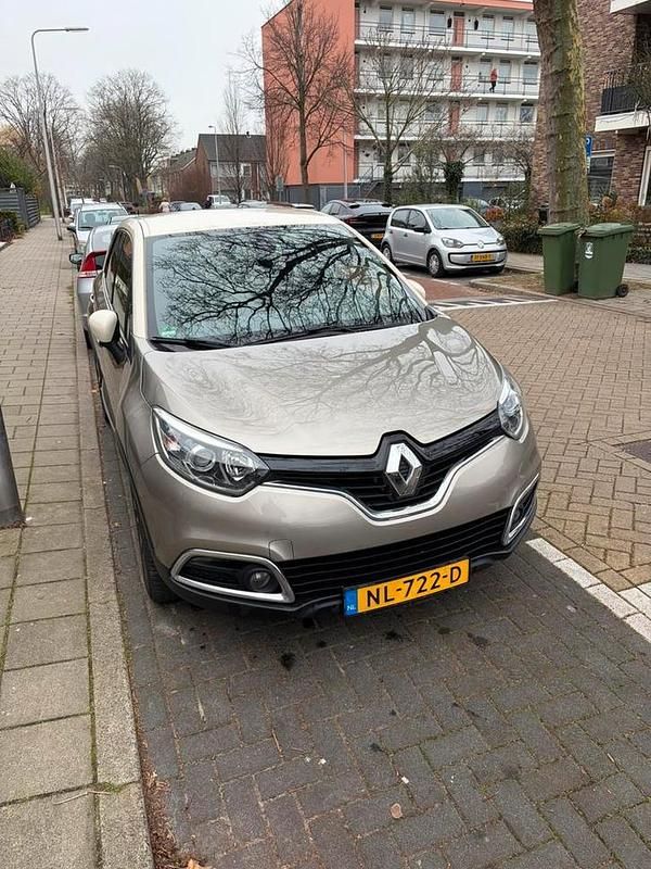 Gebruikt 2016 Renault Captur SUV | € 7.500 (Super prijs) - Afbeelding 1/4