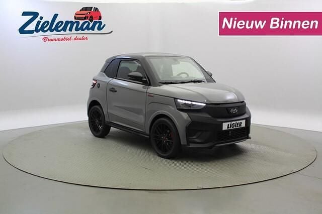 Nieuw Ligier JS50 2025 Grijs Hatchback