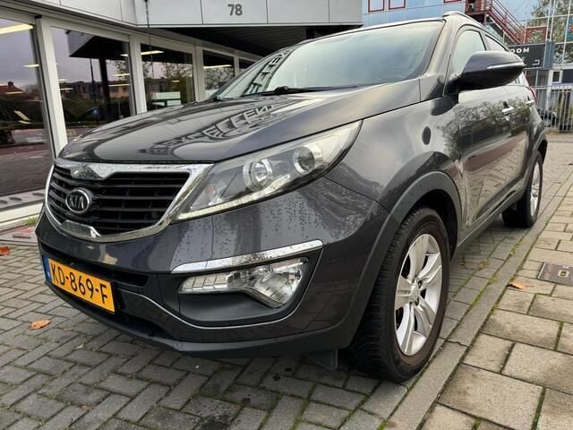 Grijs Gebruikt 2012 Kia Sportage Plus SUV | € 6.450 (Duur) - Afbeelding 1/4
