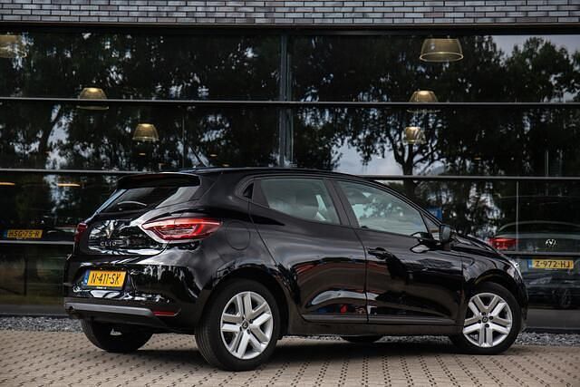 Occasion Renault Clio V Zen 93 PK (68 kW) 2022 Zwart Hatchback