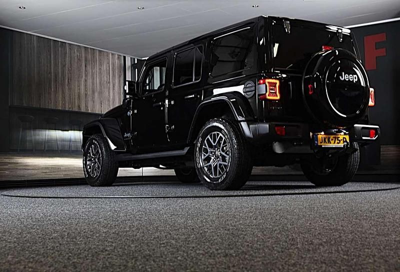 Occasion Jeep Wrangler Unlimited 80th Anniversary 272 PK (200 kW) 2021 Zwart SUV