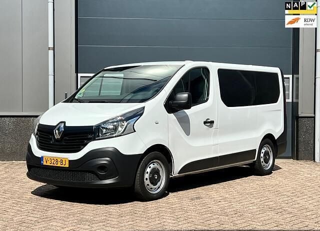 Wit Gebruikt 2016 Renault Trafic Komfort Van | € 7.950 (Eerlijke prijs) - Afbeelding 1/4