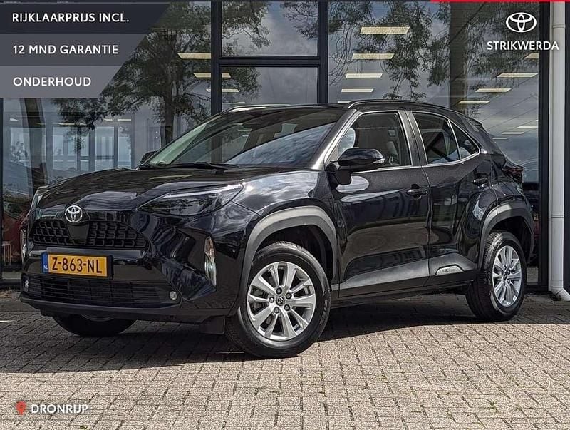 Zwart, metallic lak Gebruikt 2024 Toyota Yaris Cross Active SUV | € 27.995 (Eerlijke prijs) - Afbeelding 1/4