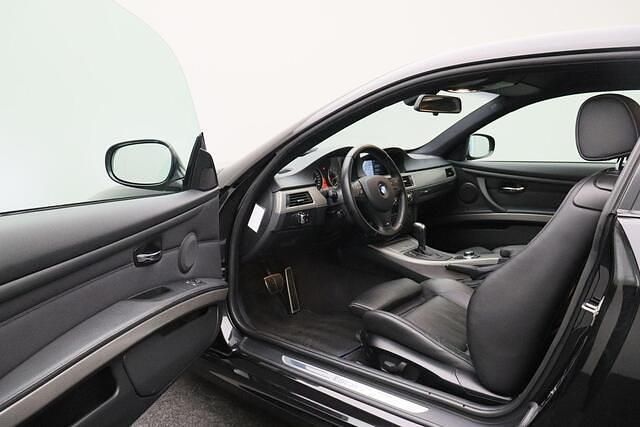 Occasion BMW 325 Sport Line 218 PK (160 kW) 2012 Zwart Coupé