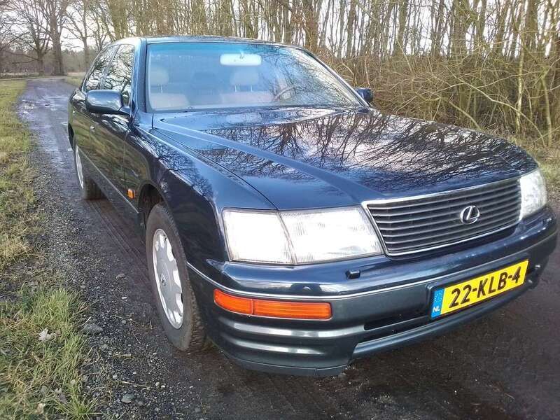 Blauw Gebruikt 1995 Lexus LS400 Sedan | € 8.500 - Afbeelding 1/4