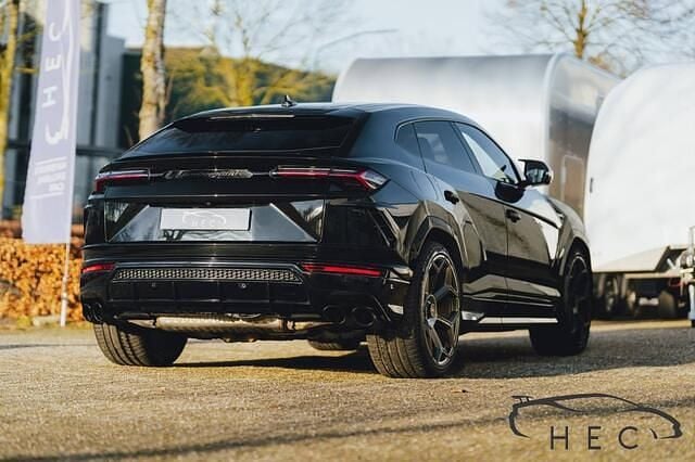 Occasion Lamborghini Urus 650 PK (478 kW) 2019 Zwart (metallic) SUV