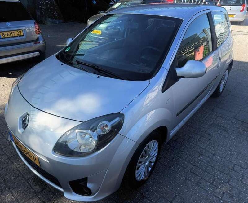 Occasion Renault Twingo Authentique 76 PK (55 kW) 2007 Grijs, metallic lak Hatchback