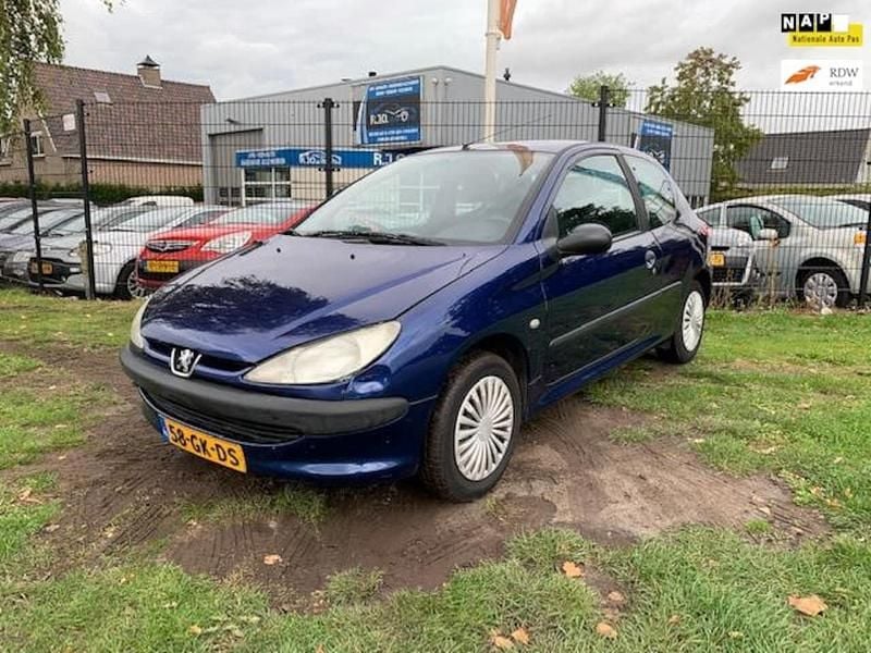 Blauw Gebruikt 2000 Peugeot 206 Hatchback | € 999 - Afbeelding 1/4